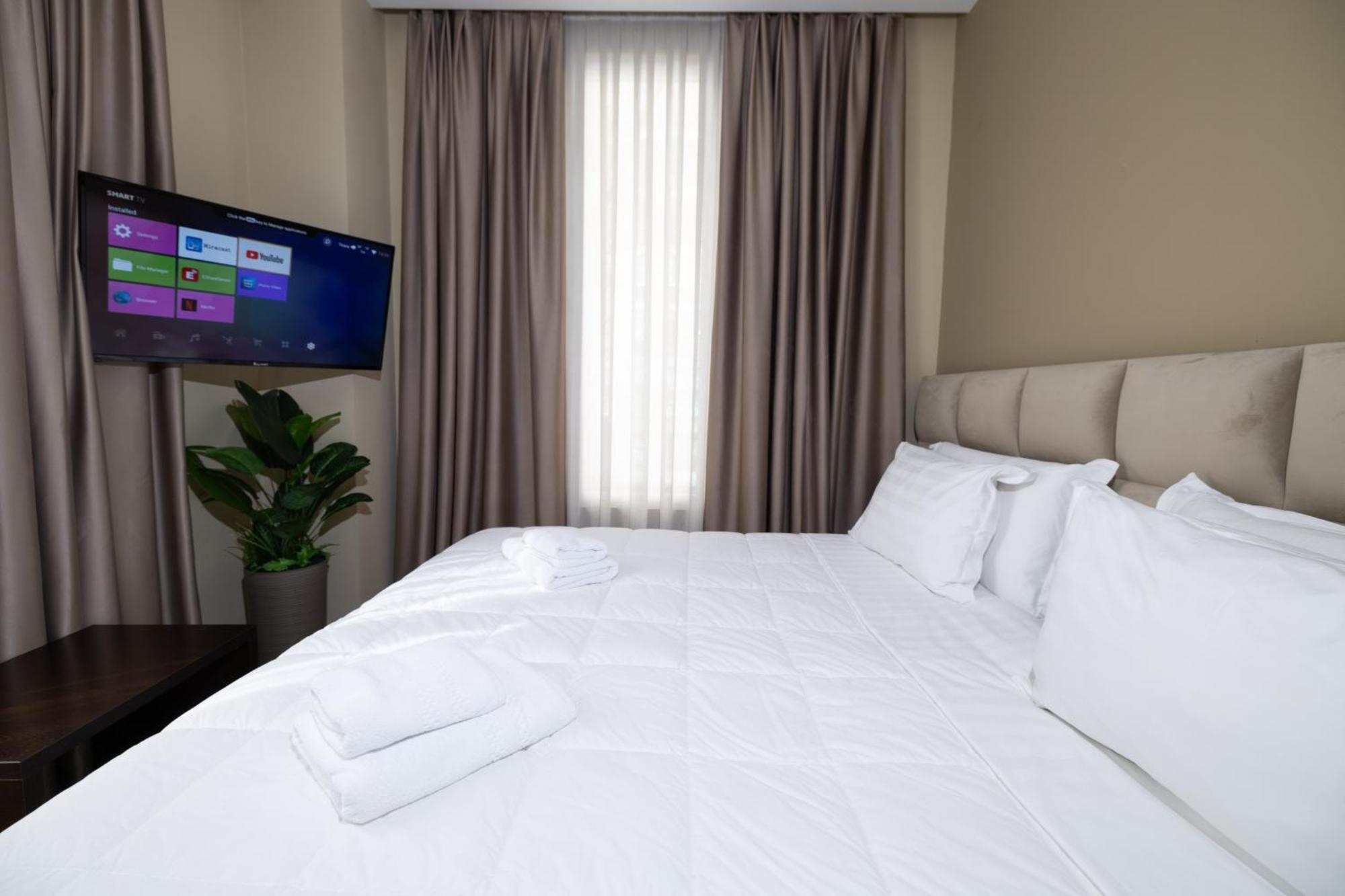 4R Colombo Hotel Tirana Exterior photo