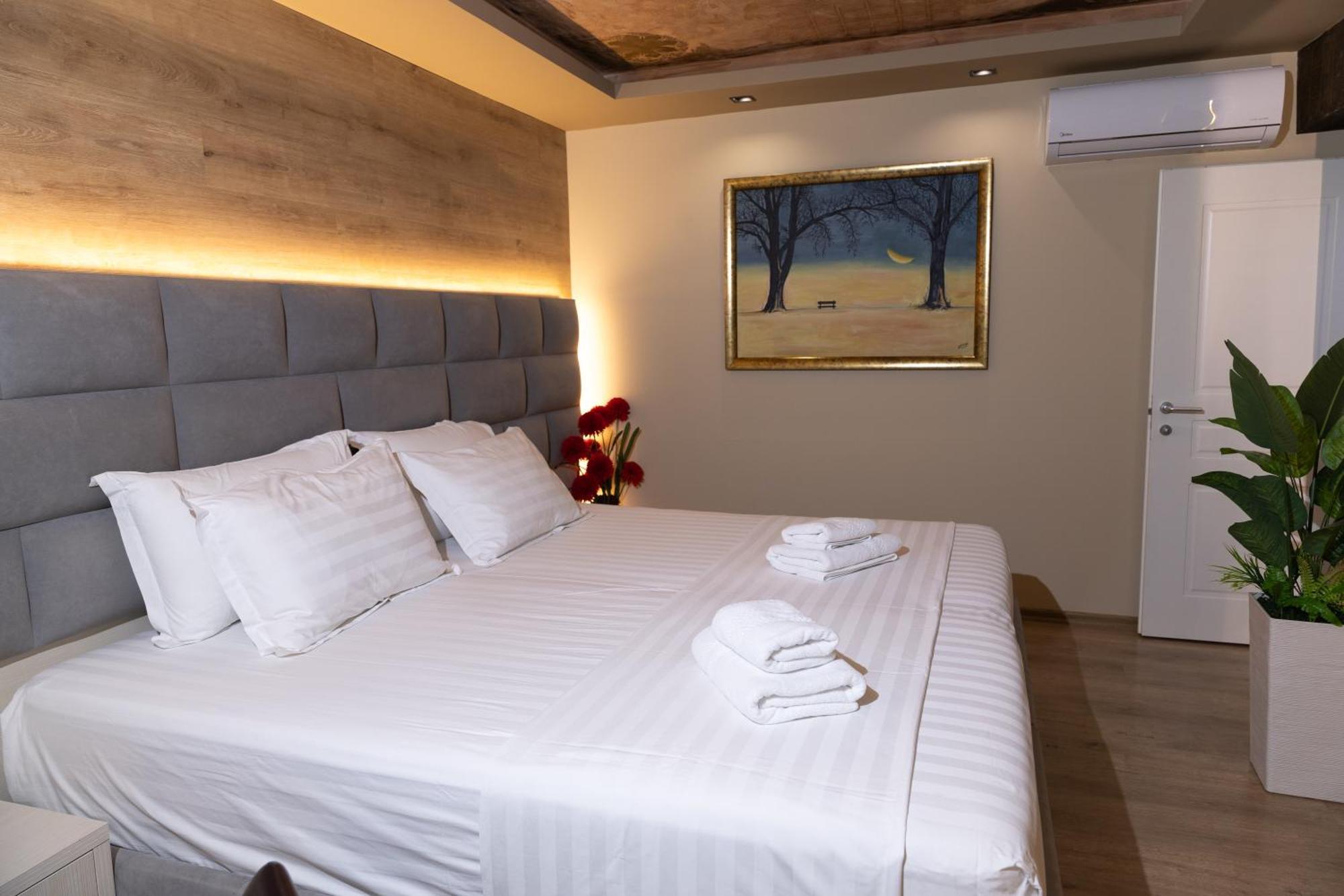 4R Colombo Hotel Tirana Exterior photo