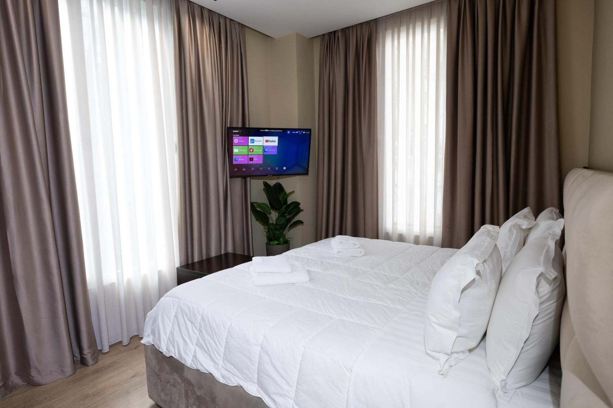 4R Colombo Hotel Tirana Exterior photo